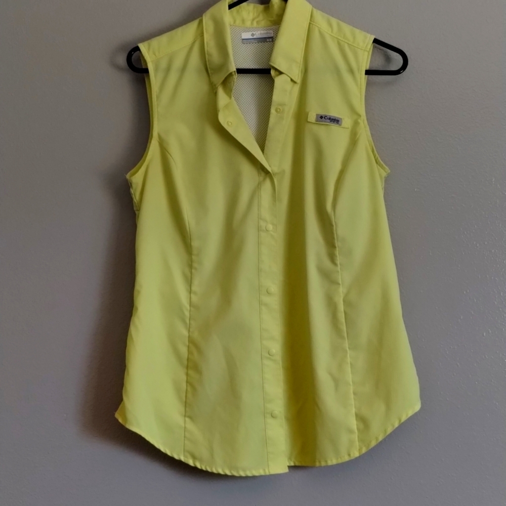 Columbia Sleeveless Button‑Up Shirt – size M – Women’s